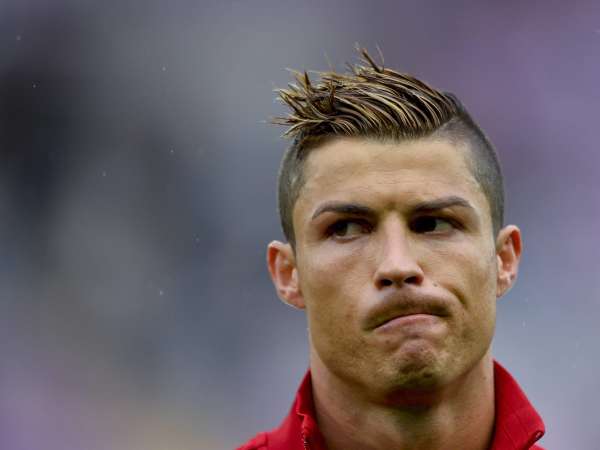 Cristiano Ronaldo hairstyle and hair cut