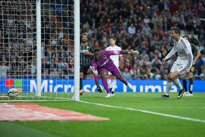 Ronaldo vs Malaga 19-4-2015 goal pic