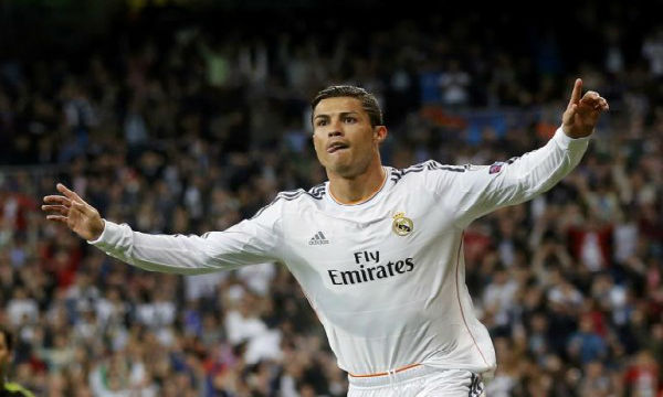 feauterd image - 17082015 Vincent Kompany - Hazard can achieve the Level of Ronaldo