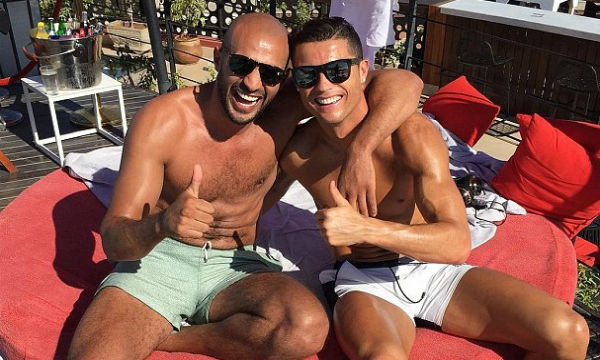 feauterd image - 26102015 Cristiano Ronaldo enjoying weekend break in Morocco