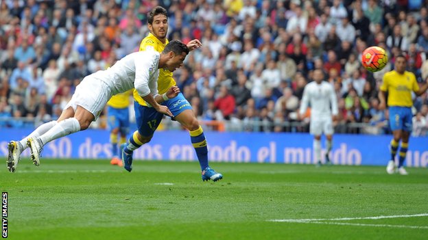 sr4 01112015 - Best pictures collection of the match between Real Madrid and Las Palmas 007