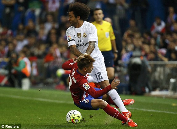 sr4 05102015 - Best Captured moments of the match between Real Madrid and Atletico Madrid 001