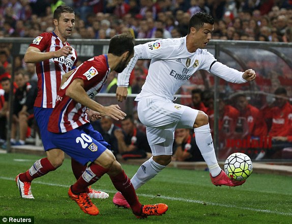 sr4 05102015 - Best Captured moments of the match between Real Madrid and Atletico Madrid 006