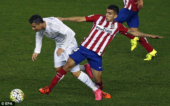 sr4 05102015 - Best Captured moments of the match between Real Madrid and Atletico Madrid 007