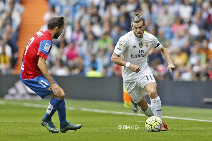 sr4 18102015 - Best Captured moments of the match between Real Madrid and Levante 001