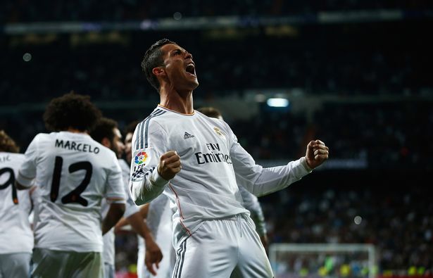 sr4 11122015 - How Cristiano Ronaldo could save Louis van Gaal at Manchester United