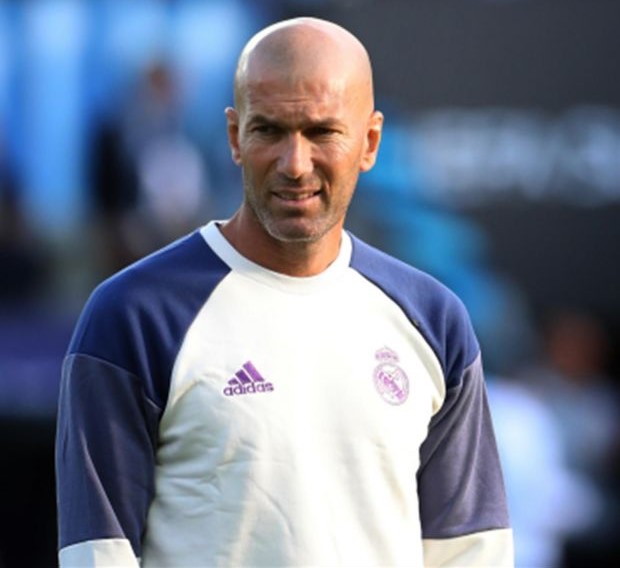 Press Conference - Zidane says Real Madrid must concentrate the whole game against Napoli