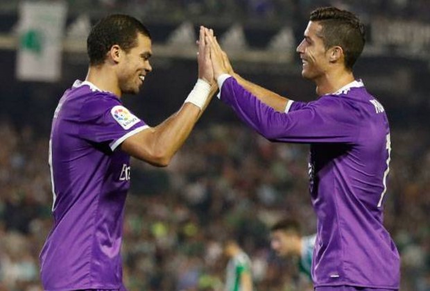 Real Madrid stars Cristiano Ronaldo and Pepe are shortlisted for Portugal award!