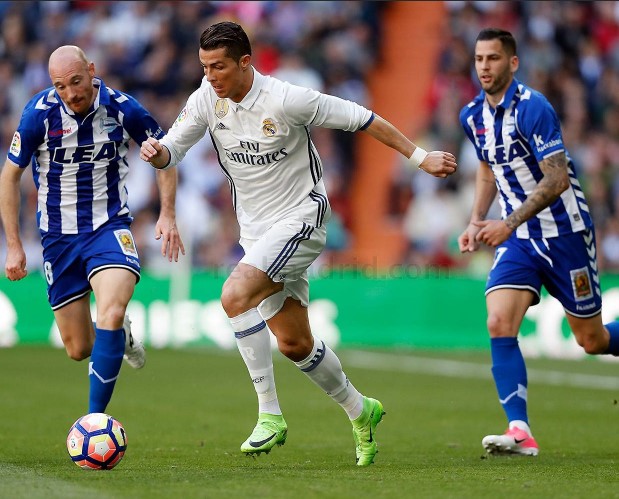 Video - Cristiano Ronaldo vs Alaves