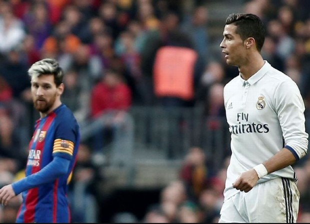 Video - Cristiano Ronaldo vs Messi top 10 El Clasico Skills & Goals