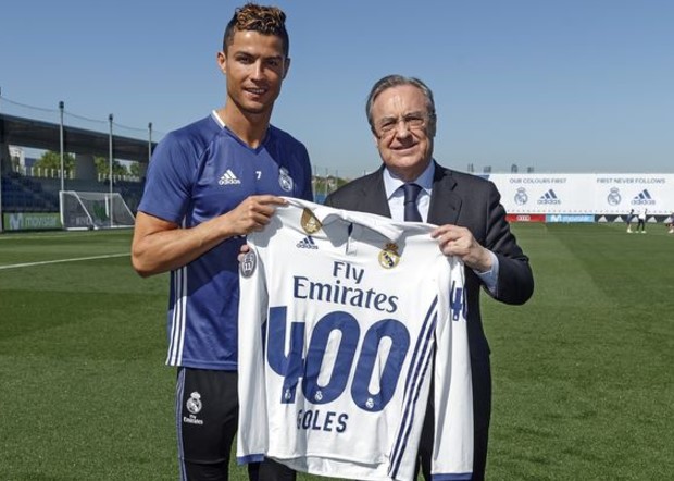 WOW!! Cristiano Ronaldo reaches 400-goal mark with Real Madrid