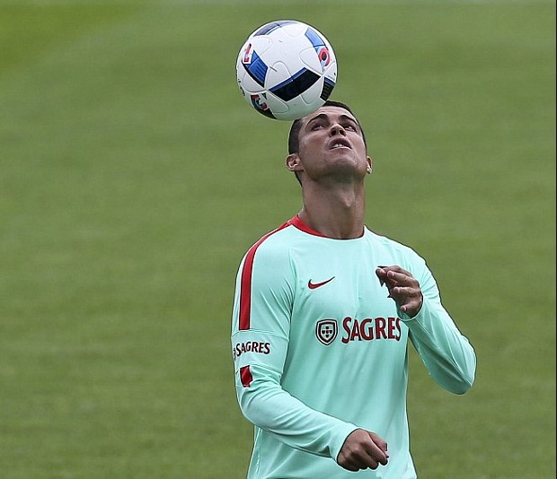 Rio Ferdinand names the one point that sets Cristiano Ronaldo apart