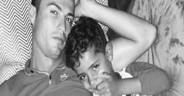 feauterd image - 05112015 Why Cristiano Ronaldo never unveil the mother's name of Cristiano Ronaldo Junior
