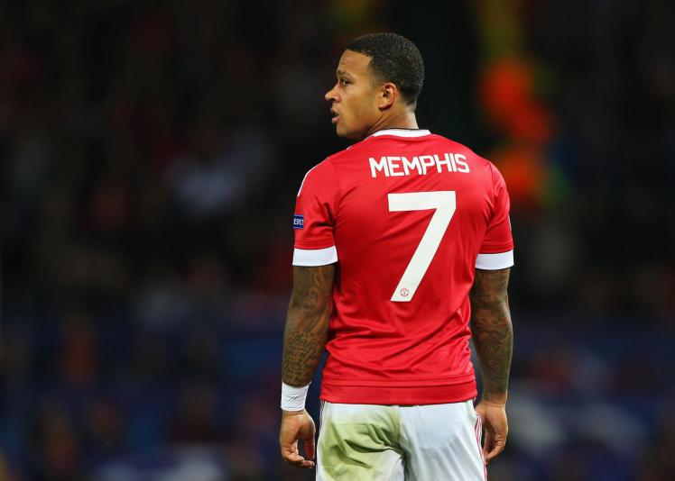 Why Frank de Boer compared Memphis Depay's early struggles at Manchester United to Cristiano Ronaldo?