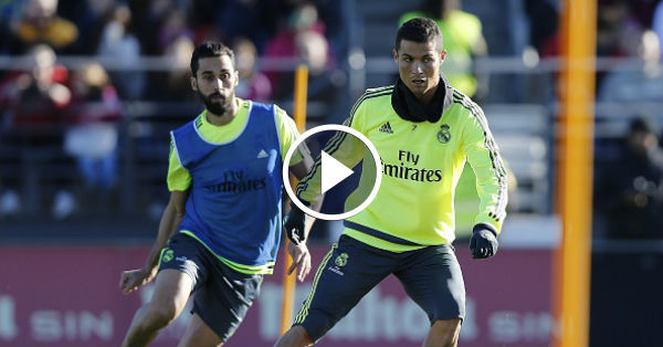 Cristiano Ronaldo Amazing Goals Skills Assists 2016-17 [Video]