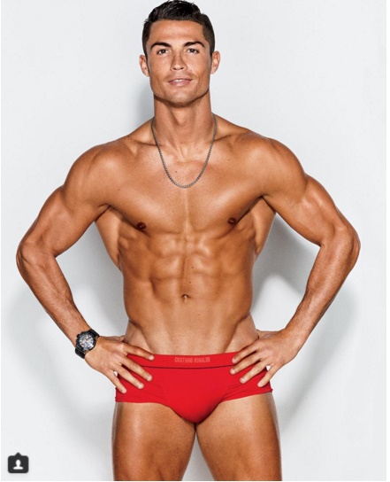 sr4 24012016 - WOW!! Behind the scenes of Cristiano Ronaldo's hot GQ Cover Shoot