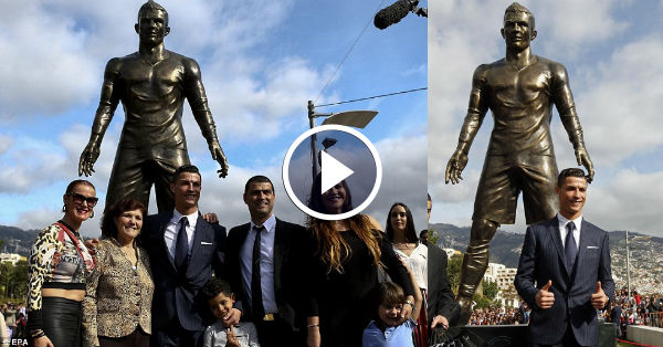 Cristiano Ronaldo statue