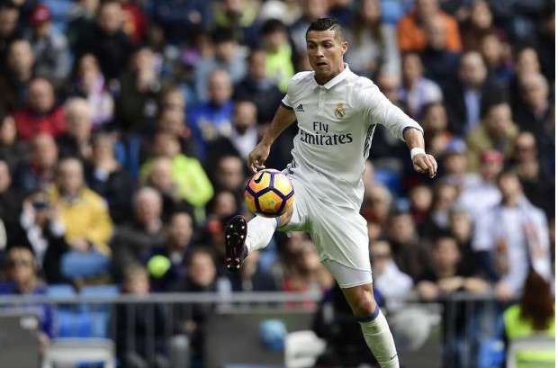 Zinedine Zidane believes that Cristiano Ronaldo's best position is out on the left