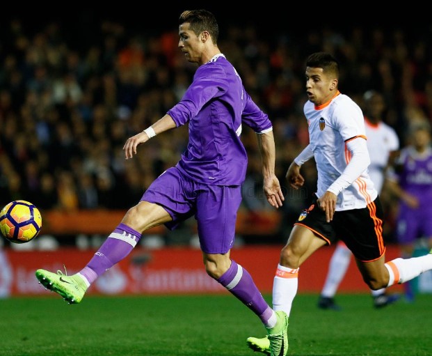 Photo Gallery - Real Madrid's caught moments of the match against Valencia