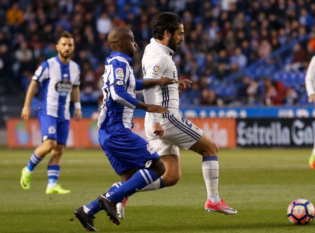 Photo Gallery - Los Blancos sides best moments of the match against Deportivo La Coruna