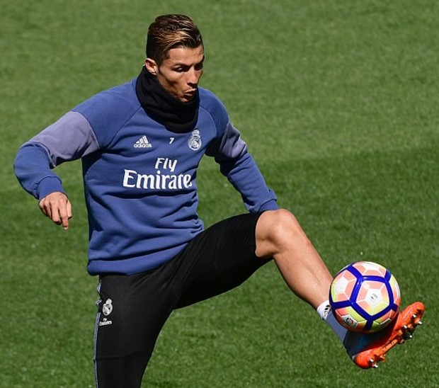 Video - Cristiano Ronaldo and his Real Madrid partners were in high spirits during training session