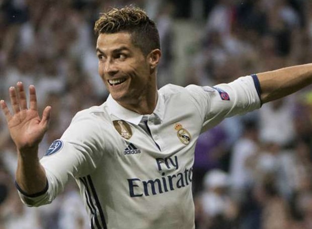 Cristiano Ronaldo showing no sign of nerves in front of Champions League final