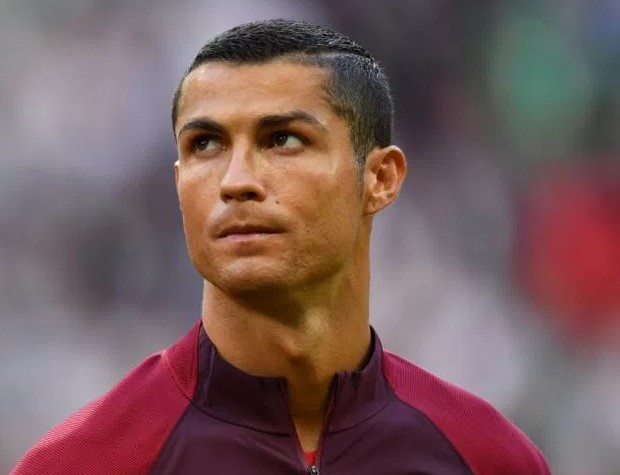 Manchester United manager makes sensational U-turn on Cristiano Ronaldo transfer